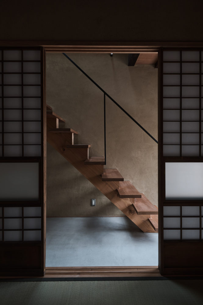 岩本ハウス